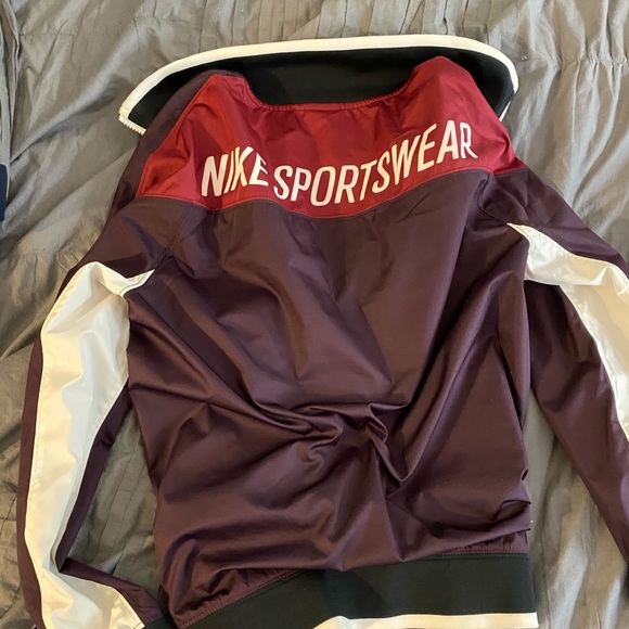 Nike Jackets & Blazers - Multicolored Nike Windbreaker